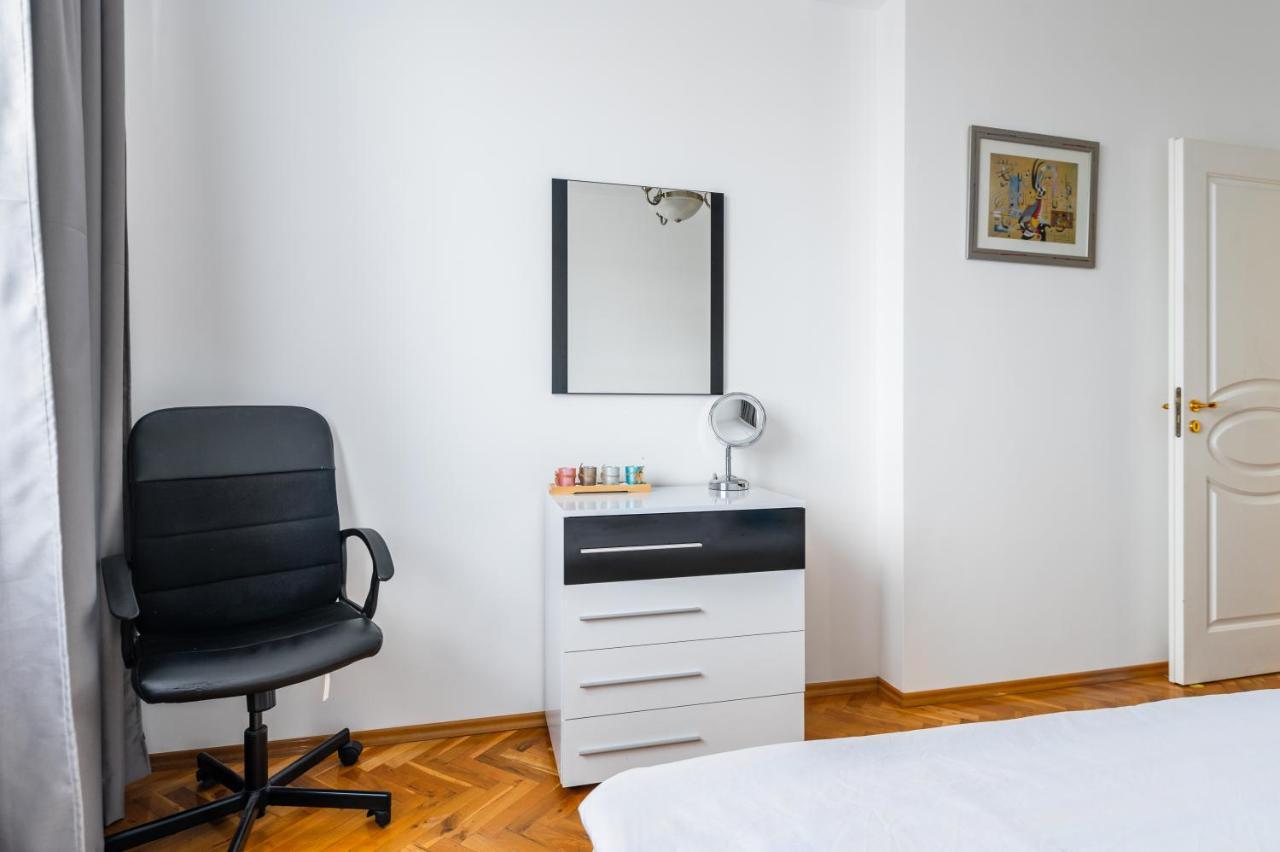 Vitosha Str 2Bd White & Blue Apt By Flat Mаnager 索菲亞 外观 照片