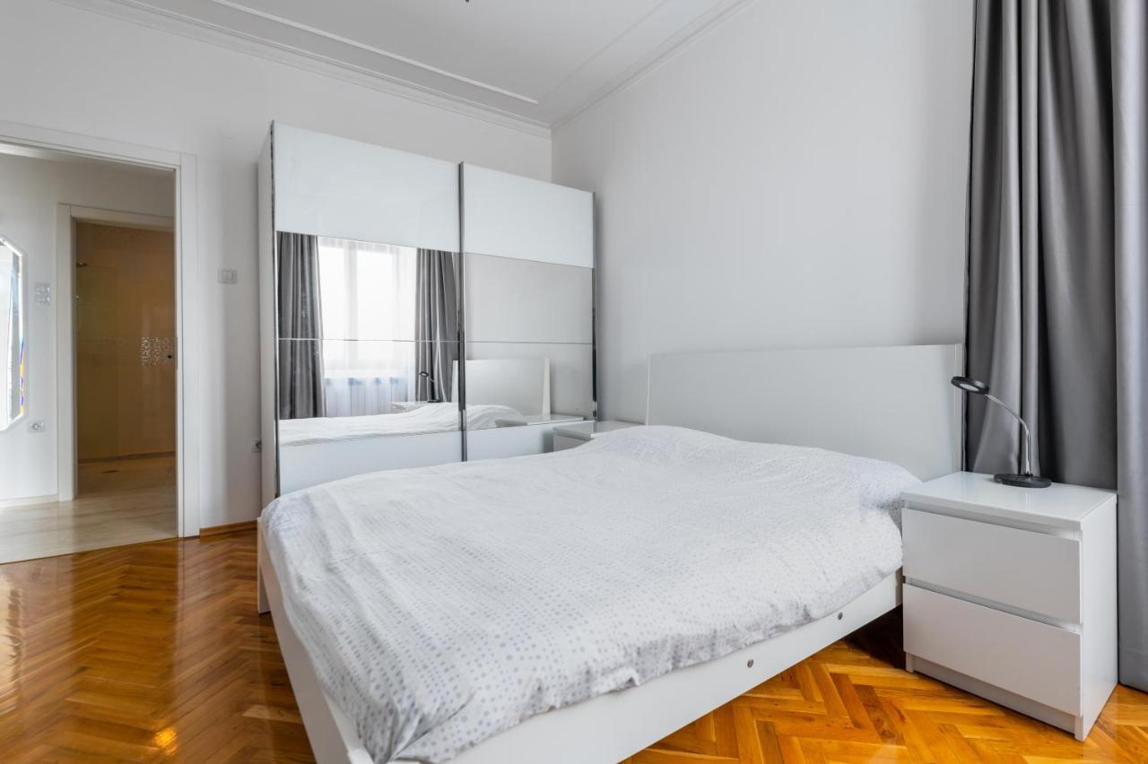 Vitosha Str 2Bd White & Blue Apt By Flat Mаnager 索菲亞 外观 照片